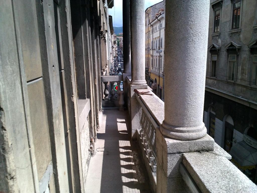 Hotel Brioni Триест Экстерьер фото